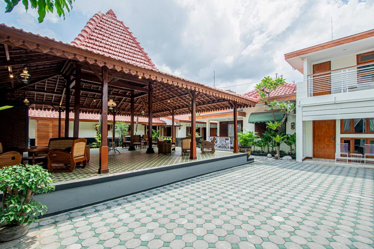 Roemah Noni Macanan Gasthof Yogyakarta