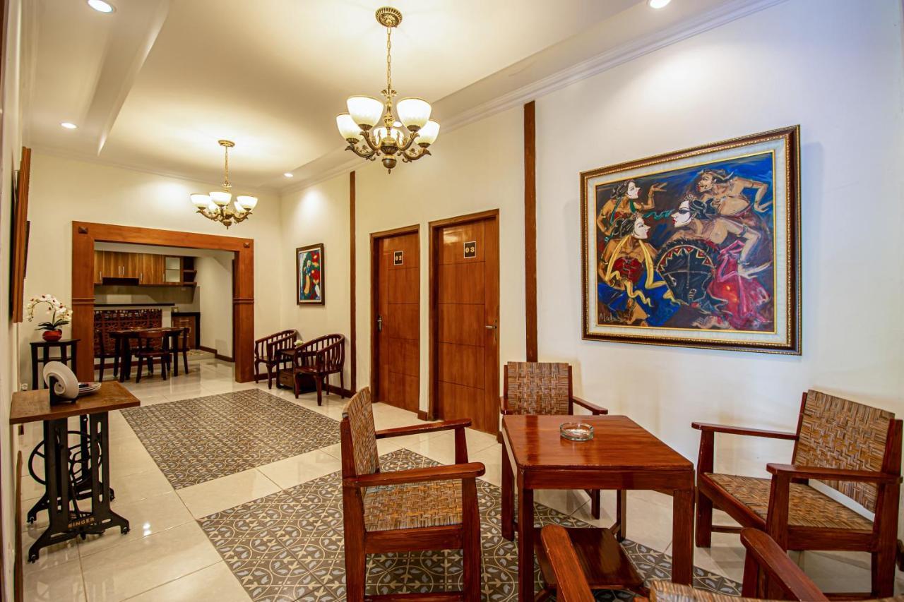 Guest house Roemah Noni Macanan