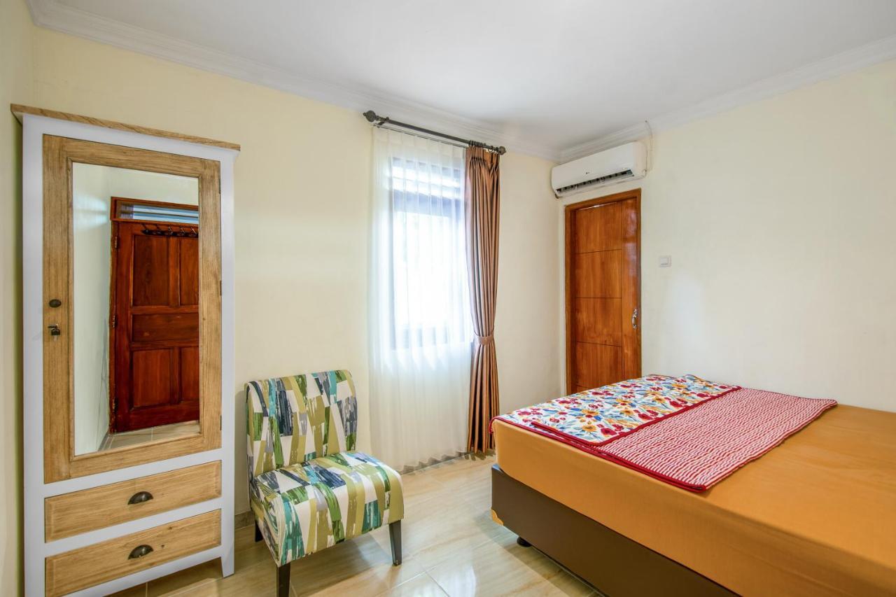 Roemah Noni Macanan Guest house